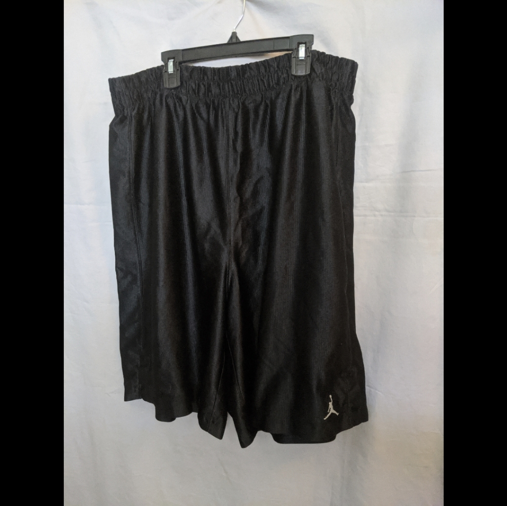Basketball shorts
